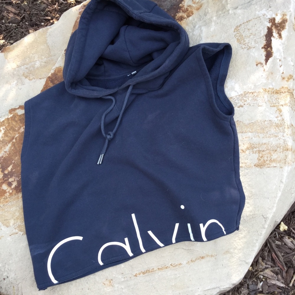 Hooded muscle sweatshirt